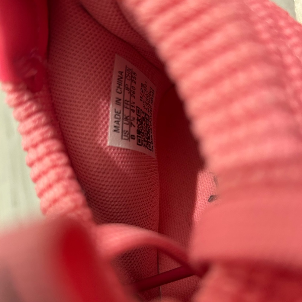 Men’s Pink Adidas Athletic Shoes - Picture 7 of 8